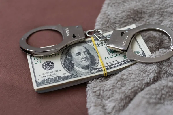 Algemas São Notas Cem Dólares Poder Suborno Resgate Criminal Lucros — Fotografia de Stock