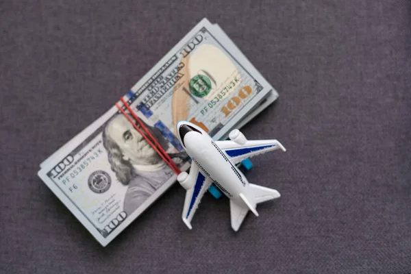 Flatlay Obrázek Letadla Hračky Falešné Peníze — Stock fotografie