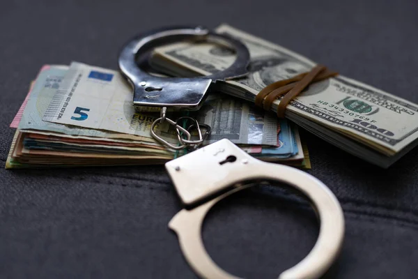 Handcuffs Hundred Dollar Bills Power Bribery Criminal Ransom Criminal Earnings — Stock Photo, Image