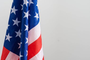Dalgalı Amerikan bayrağını kapatın. ABD 'nin saten desenli bayrağı. Anma Günü ya da 4 Temmuz. Banner, özgürlük konsepti. Yüksek kalite fotoğraf