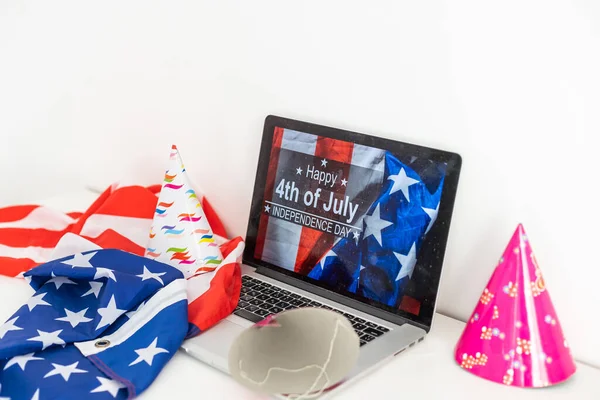 Bandeira Americana Mesa Tela Laptop Julho Conceito Foto Alta Qualidade — Fotografia de Stock
