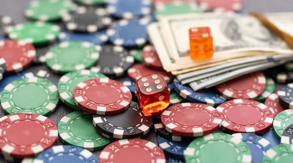 Poker Kombinace Žetony Vyhrát Dolary Kasinu Tabulky Hazardní — Stock fotografie