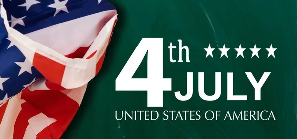 Σημαίες Της Αμερικής Και Κείμενο Ευτυχισμένη Ιουλίου — Φωτογραφία Αρχείου