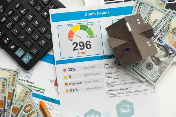 Raport Ocena Kredytowa Bankowość Kredyt Wniosek Ryzyka Formularz Dokumentu Kredyt — Zdjęcie stockowe