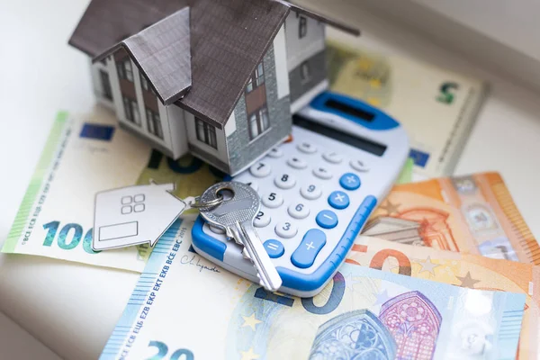 Calcolatrice Con Modello House Banconote Euro Foto Alta Qualità — Foto Stock