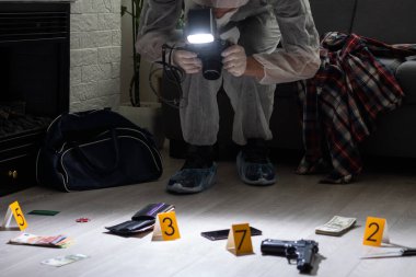 Olay yeri inceleme, olay yerinden kanıt toplamak. Yüksek kalite fotoğraf