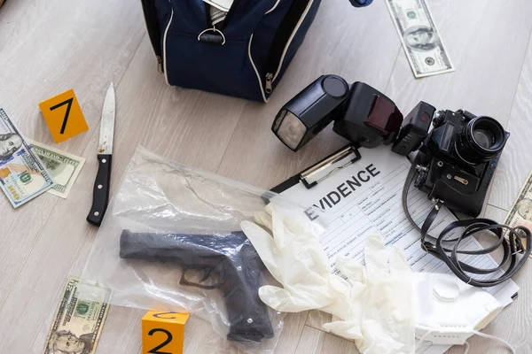 Fekete Táska Tele Dollár Bankjegyekkel Bűnügyi Nyomozóegységben Koncepcionális Kép Kiváló — Stock Fotó