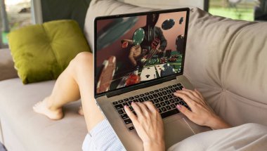 Bilgisayardaki online spor kumar uygulamasında bahis kazanmak. Yüksek kalite fotoğraf