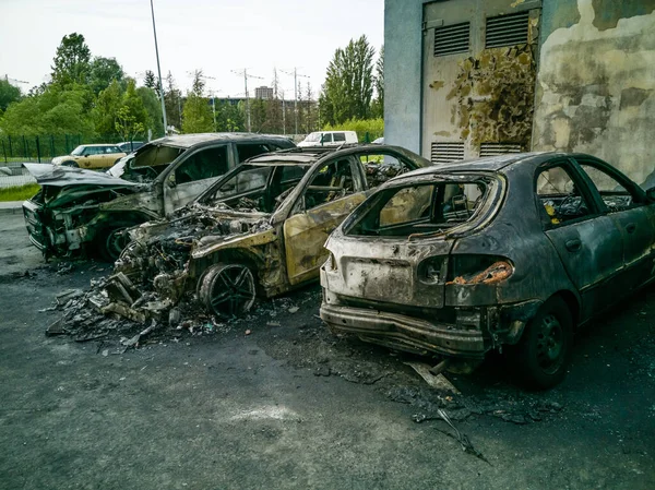 Broken Burned Cars Parking Lot Accident Deliberate Vandalism Burnt Car — Stock Photo, Image