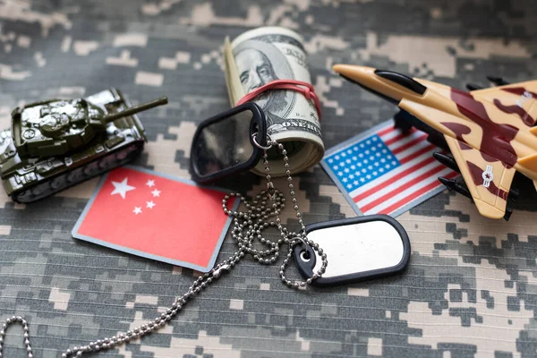 Army Blank Étiquette Chien Avec Drapeau Nato Vietnam Sur Fond — Photo
