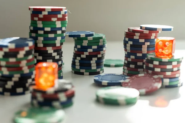 Monedas Casino Para Póquer Dados Las Vegas Foto Alta Calidad —  Fotos de Stock