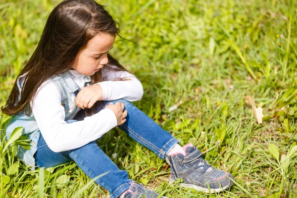 Beautiful Sad Little Girl Crying Summer Background — Stock Photo, Image