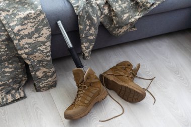 Asker Yapay Protez Bacağı. Savaş gazisi. Yüksek kalite fotoğraf