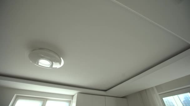 Interior Home White Ceiling Minimalist Design Diagonal Pattern Lamp High — Stock Video