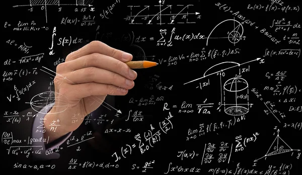 Formule Matematiche Scrittura Mano Maschile Sfondo Sfocato Concetto Scienza Algebra — Foto Stock