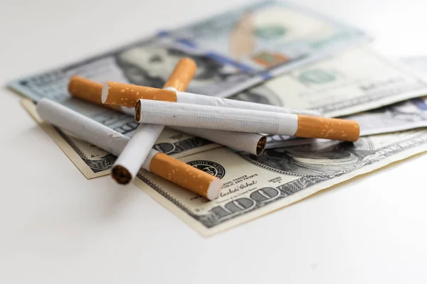 Cigarettes Money Expensive Habit White Background Horizontal Photo High Quality — Stock Photo, Image