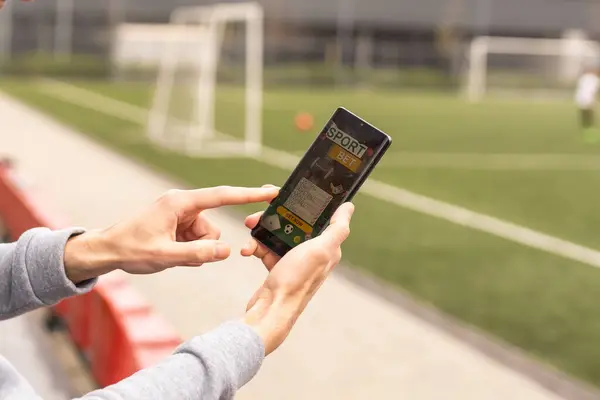 Betting Bet Sport Phone Gamble Shoulder Soccer Live Website Concept — Stock Photo, Image