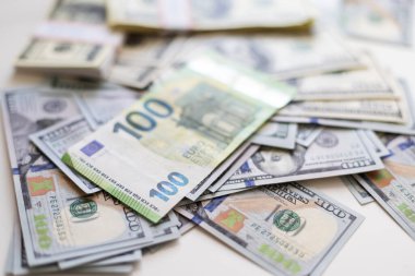 Para için. Euro banknotları kapanıyor. Birkaç yüz avroluk banknotlar. Yüksek kalite fotoğraf