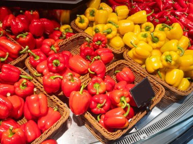 Parlak renkli çiçek buketlerinin çiçek açması. Yüksek kalite fotoğraf