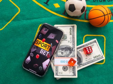 Bahisçilerin internet sitesinde bahisler. Akıllı telefon, poker. Yüksek kalite fotoğraf