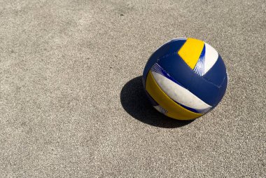 Açık hava sahasında voleybol. Yüksek kalite fotoğraf