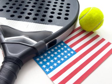 Padel raketli Amerikan bayrağı. Yüksek kalite fotoğraf