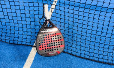 Kyiv, Ukrayna, 14 Temmuz 2024. Padel raketi, Bullpadel. Yüksek kalite fotoğraf