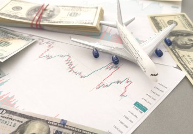 Finansal raporlardaki uçak modeli. Yüksek kalite fotoğraf