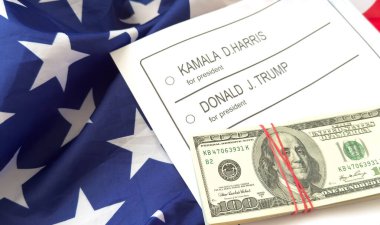  Kyiv, Ukrayna, 19 Eylül 2024 ABD başkanlık oy pusulası. Yüksek kalite fotoğraf