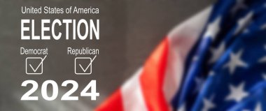 Gün batımının arka planında ABD Bayrağıyla Sesiniz Yazılı Seçim Günü. Ben oy verdim. Amerika 'da oy kullanma. Yüksek kalite fotoğraf