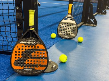 Kyiv, Ukrayna, 4 Kasım 2024. Padel raketi, Bullpadel, Yüksek kalite fotoğraf