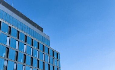 Mimari, Glass wall Modern bina dış soyut fütüristik arka plan detaylarını anlatıyor. Yüksek kalite fotoğraf