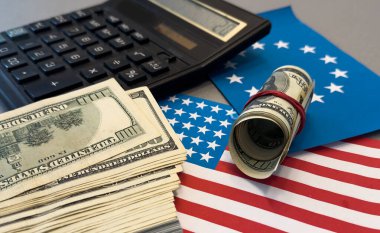 Amerikan Bayrağı 'nın tarifesi. Amerikan hükümetinin yerli sanayiyi korumak için gümrük bariyeri politikası. Yüksek kalite fotoğraf