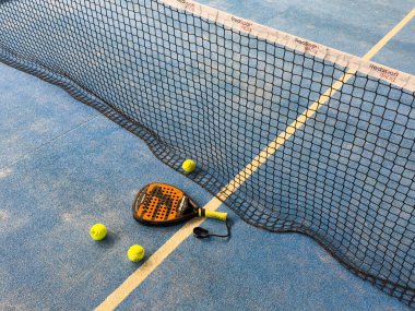 Kyiv, Ukrayna, 4 Kasım 2024. Padel raketi, Bullpadel, Yüksek kalite fotoğraf