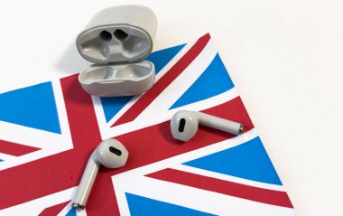 İngiliz Bayrağı Kulaklığı - İngiliz Müzik ve Ses Teknolojisi Konsepti. Yüksek kalite fotoğraf