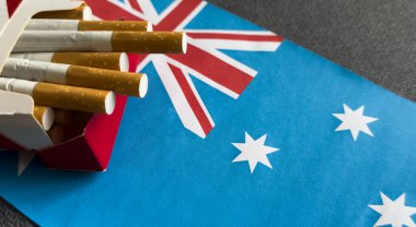 Sigara içilmiyor. Avustralya bayrağı, sigara içmenin yol açtığı zararın bir sembolü. Yüksek kalite fotoğraf