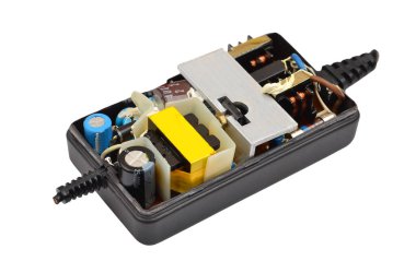 Not defteri için güç kaynağı, beyaz arkaplanda izole