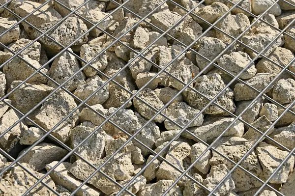 Gabion 'da kum taşı, arkaplan olarak kapat