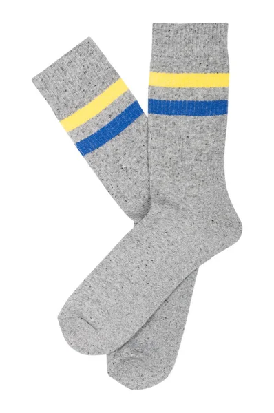 Beyaz Arka Planda Sarı Mavi Çizgileri Olan Gri Erkek Çorapları — Stok fotoğraf