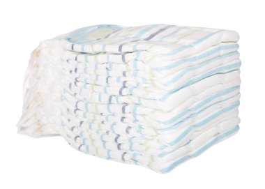 Beyaz arka plan üzerinde izole bebek bezi yığını