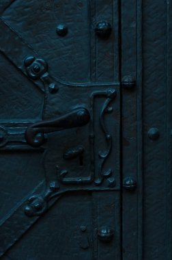 Prag, Çek Cumhuriyeti 'nde eski bir metal kapı.