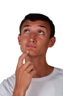 Beyaz arka planda genç bir adamın portresi.