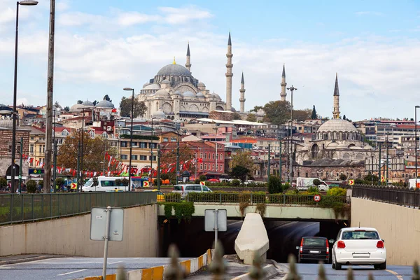 stock image View of Istabul cityscape with the famous Blue Mosque or Sultan Ahmed Mosque and traffic in the old town.