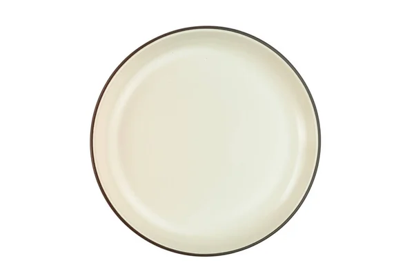 茶色のセラミック皿を空にする クリッピングパスを持つ白い背景に隔離された暗いエッジを持つセラミックプレートのトップビュー — ストック写真