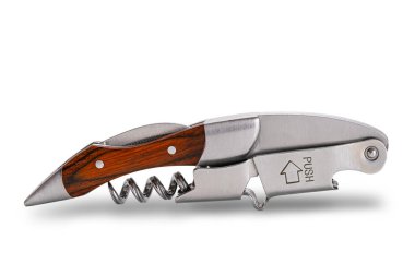 Çok fonksiyonlu sommelier bıçağı şarap açacağı tirbuşon, keskin bıçak ve ahşap saplı izolasyon beyaz arka planda kırpma yolu, yakın plan, yan görüş, yatay format.