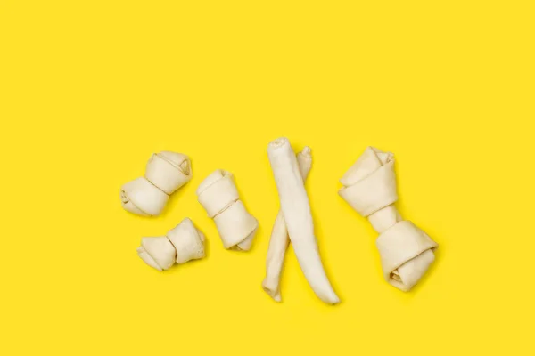 Кістки Хребта Жовтому Тлі Пробілом Копіювання — стокове фото