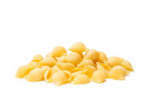 Conchiglie Pasta Geïsoleerd Een Witte Achtergrond Met Kopieerruimte — Stockfoto