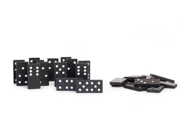 Svart Domino Bitar Vit Bakgrund Med Kopia Utrymme — Stockfoto