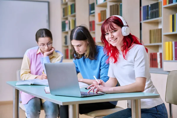 Group Teenage Students Study Desks Library Class Teen Students Writing — Stockfoto