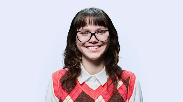 Headshot Portrait Young Smiling Female Student Looking Camera Light Studio — 스톡 사진